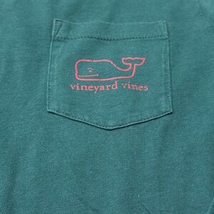 ☀️LIMITED Edition Vineyard Vines Green long sleeve with red logo
